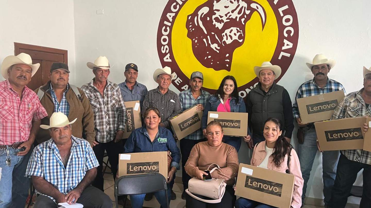 Gobierno de Sonora digitaliza el servicio de traslado de ganado.